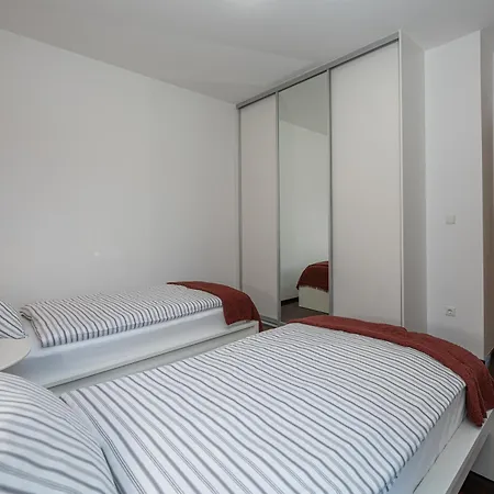 Luxury Nana Apartment *