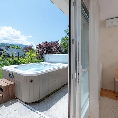 Luxury Nana דירה *